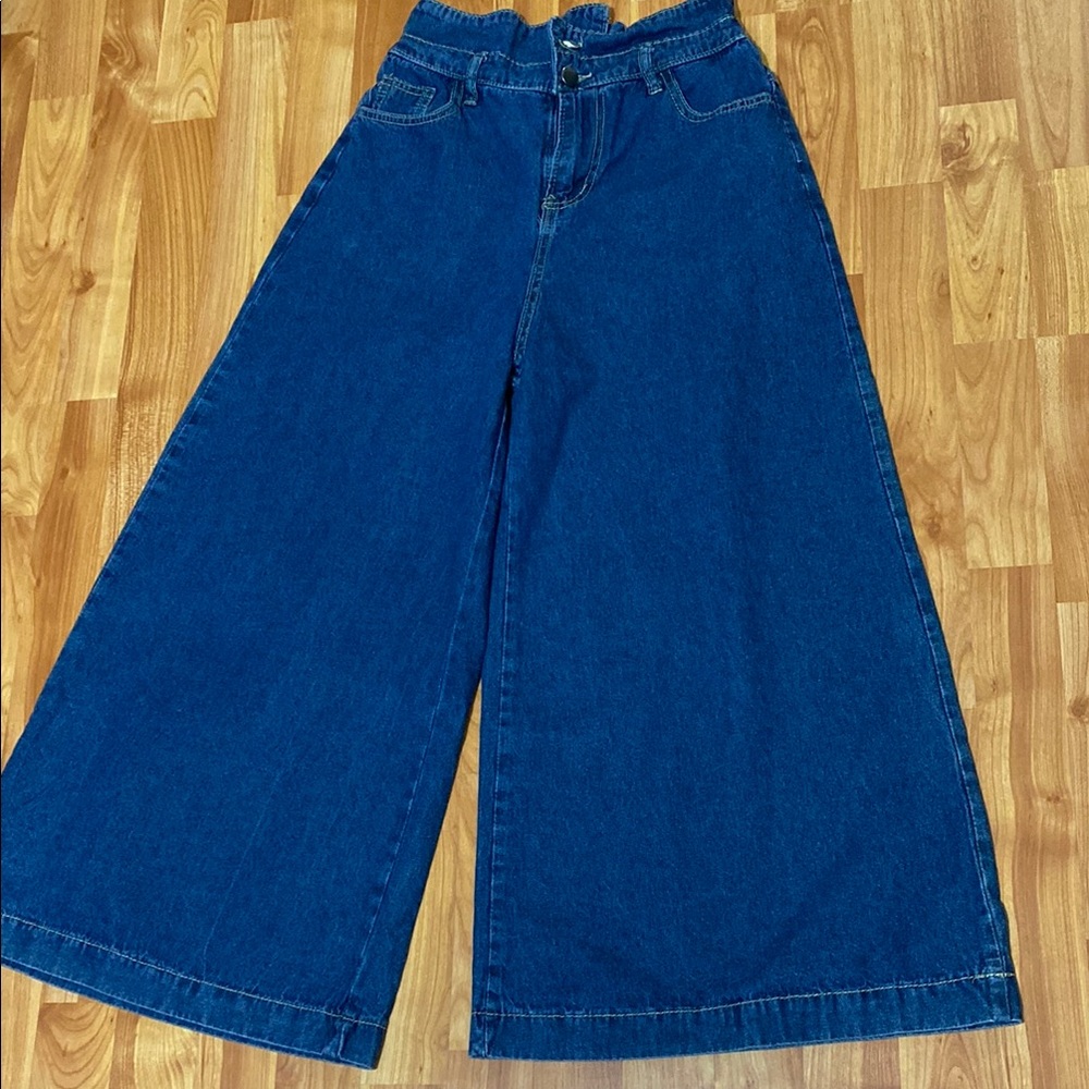 Blue Flare Wide-Leg Jeans with High Waist